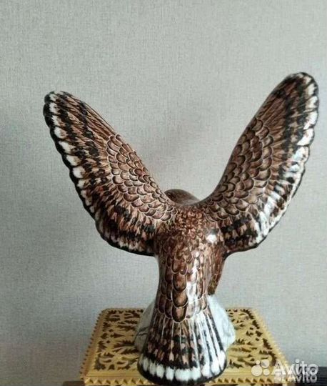 Фарфоровая статуэтка Орел дфз