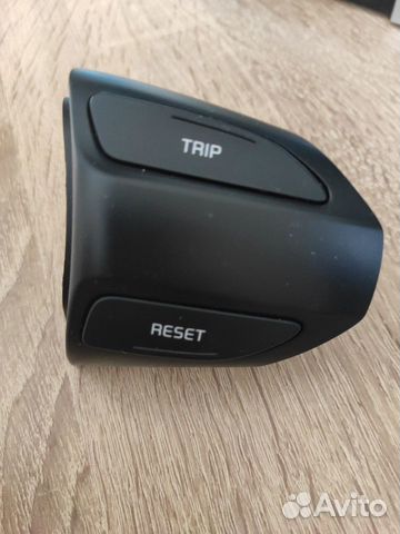 Правые кнопки рулевого колеса kia rio / x-line