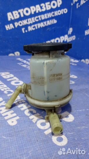 Бачок гидроусилителя Toyota Harrier кроссовер