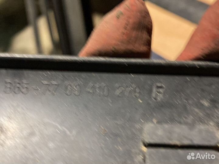 Накладка передней правой двери рено символ