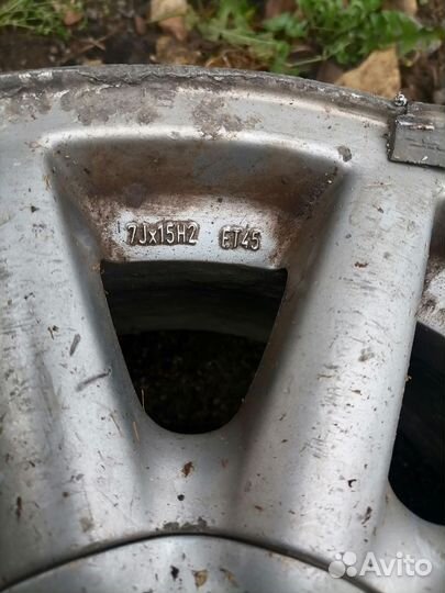 Литый диски r15