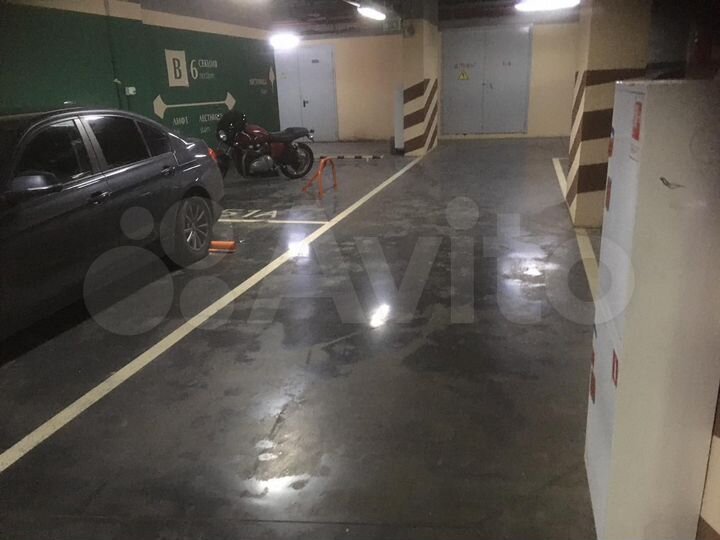 Машиноместо, 16 м²