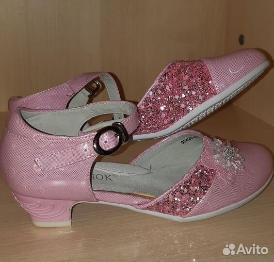 Туфли для девочки