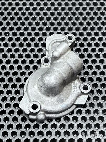 Крышка помпы Yamaha YZ 450F 2006-2009