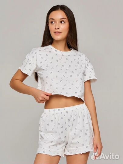 Пижама женская хлопковая в сердечко с шортами