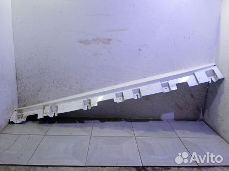 Накладка на левый порог