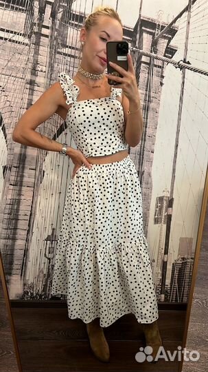 Костюм женский в горошек с юбкой Joleen