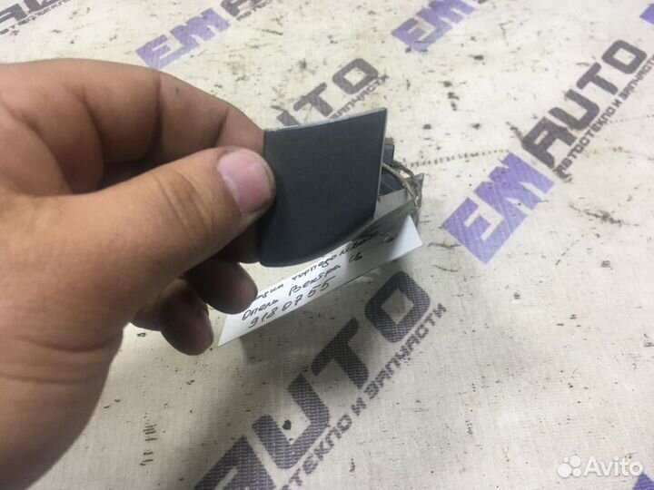 Накладка торпедо левая Опель Вектра Ц