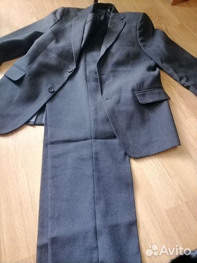 Школьный костюм