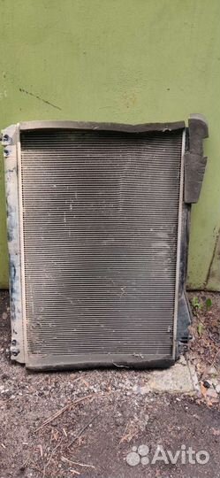 Радиатор на Сузуки Гранд Витара 2008г. 2.4л м.т