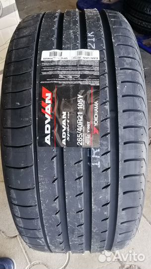 Yokohama Advan Sport V105T 265/40 R21 105Y