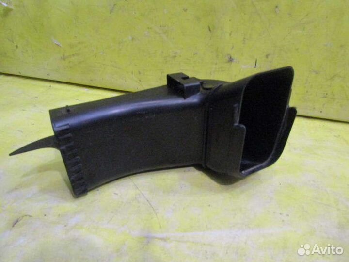 Воздуховод BMW F21 11-16г 35107