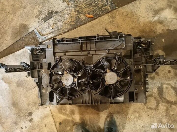 Диффузор радиатора Infiniti Fx35 S51 VQ35-HR 2010