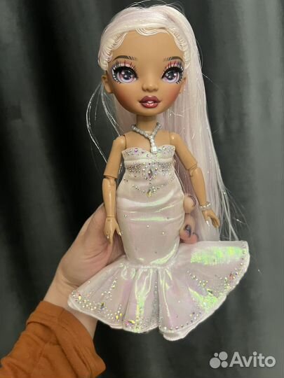 Rainbow high Рокси