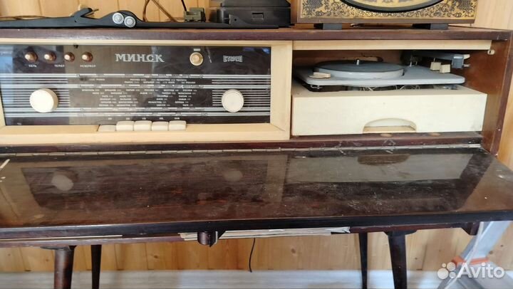 Стереофоническая радиола Минск