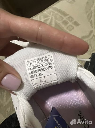 Кроссовки skechers новые