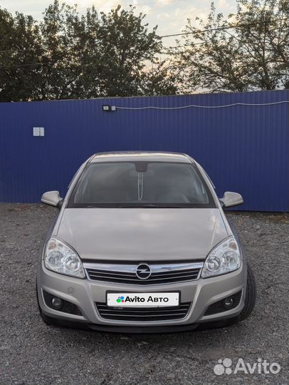 Opel Astra 1.6 МТ, 2010, 230 000 км