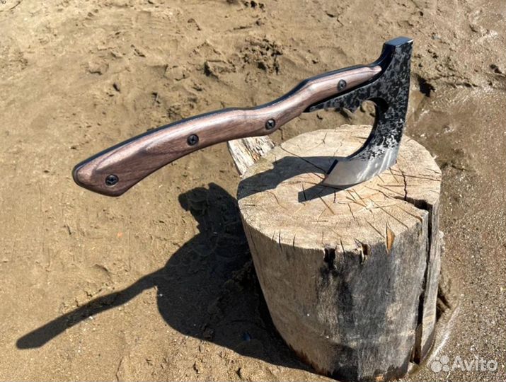 Топор кованый