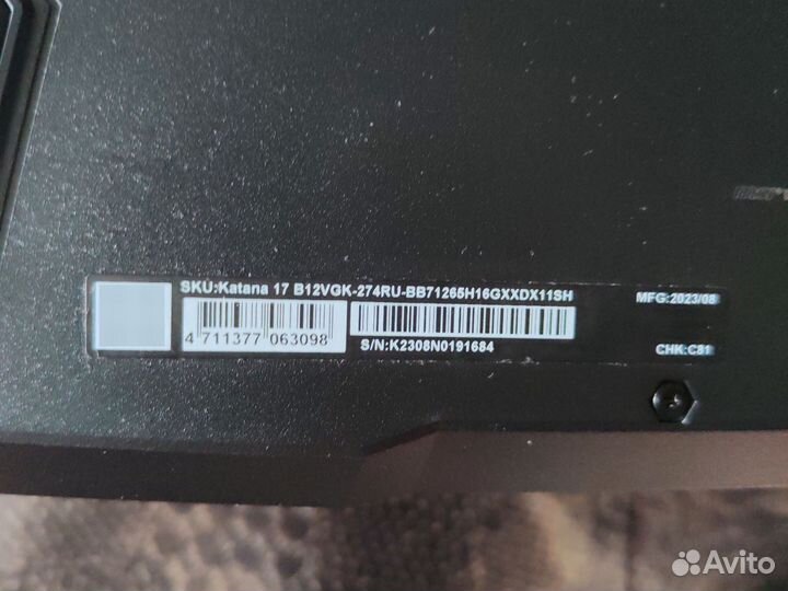 Игровой ноутбук MSI katana 17 B12VGK-274RU