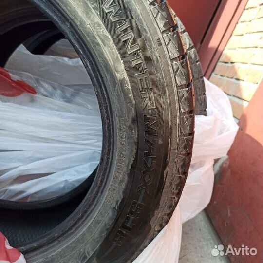 Dunlop Winter Maxx SJ8 225/65 R17