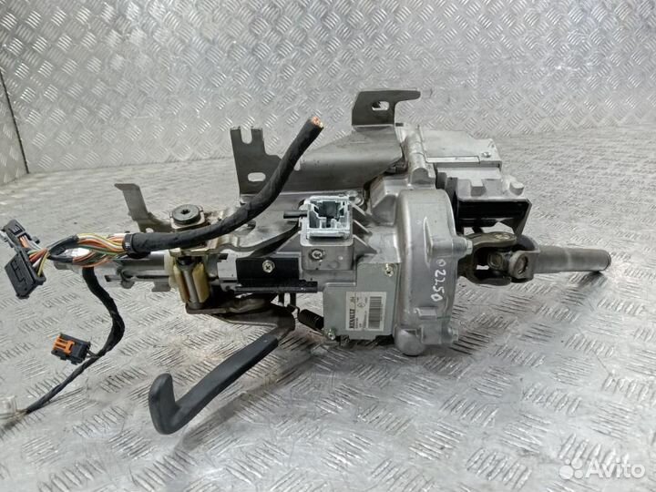 Насос эур 8200741585 Renault Scenic (2003-2009)