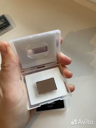 Тени для век Mary Kay