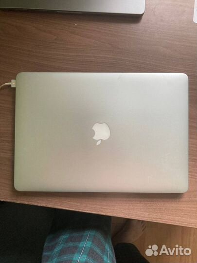 Macbook pro 15 retina 2015