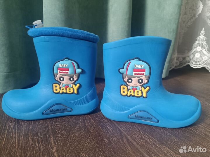 Детские резиновые сапоги