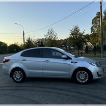 Kia Rio 1.4 MT, 2015, 116 000 км, с пробегом, цена 1 065 000 руб.