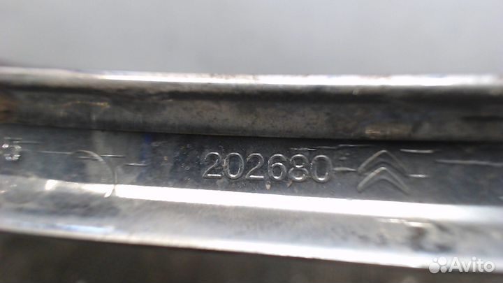 Ресничка под фару Citroen C4 Picasso, 2017