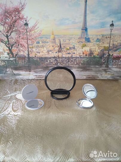 Зеркальца: увеличивающее и два карманных