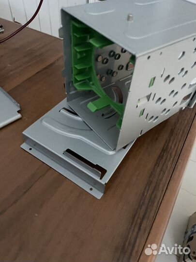 Корзина для дисков 3.5 поворотная на платформе