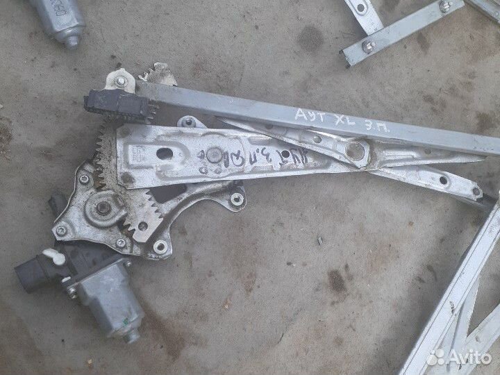 Стеклоподъёмник Митсубиси Аутлендер XL