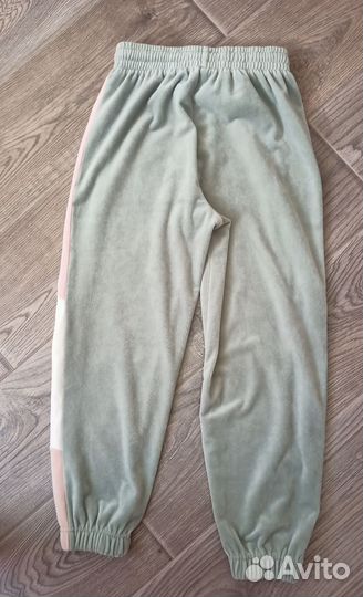 Велюровый костюм для девочки