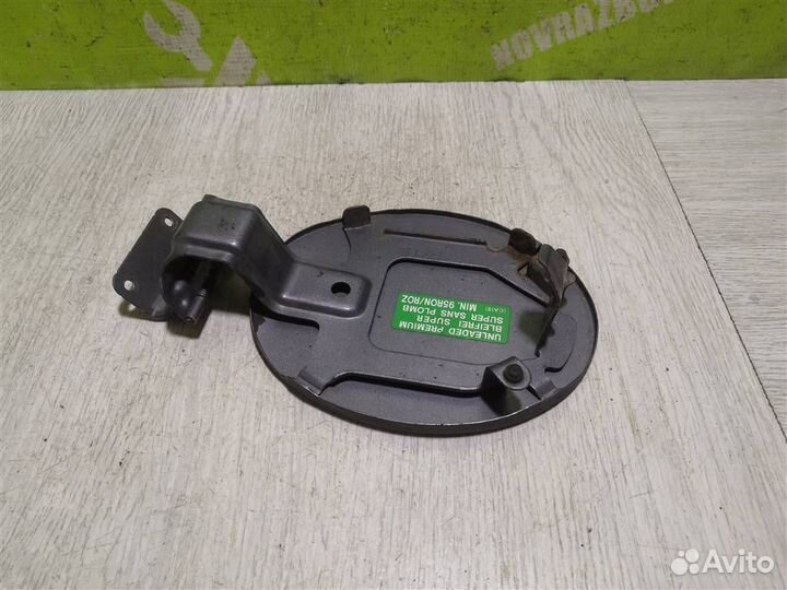 Лючок бензобака Мазда 6