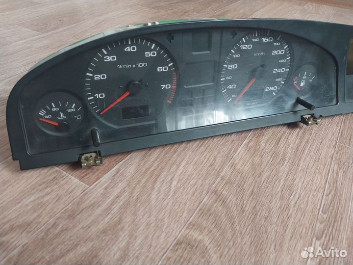 Приборная панель audi a6 c4