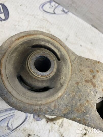 Рычаг передний Opel Sintra