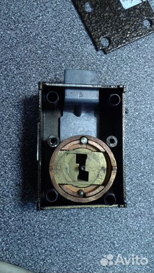 Замок для сейфа