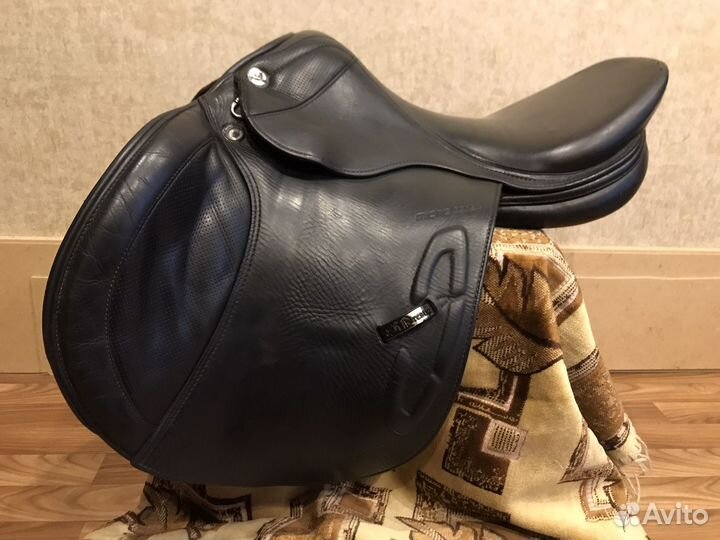 Конкурное седло Prestige Michel Robert для лошади