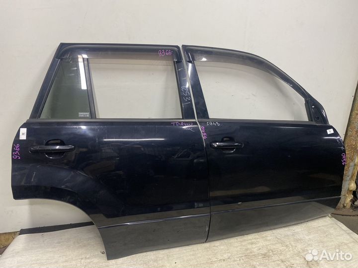 Дверь Suzuki Grand Vitara