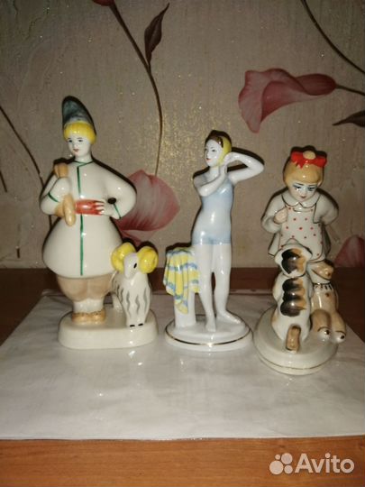 Фарфоровые статуэтки