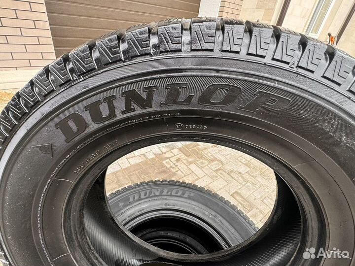 Dunlop SP Winter Ice 01 265/65 R17 112T