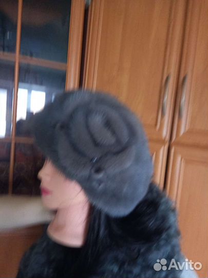 Берет норковый