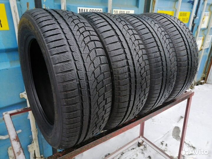 Nokian Tyres WR A4 235/55 R17