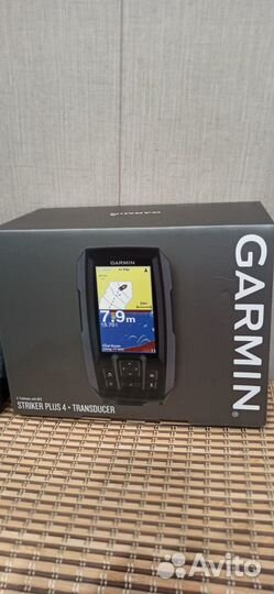 Эхолот Garmin striker 4 Plus