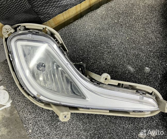 Противотуманные фары Hyundai Solaris 2011г