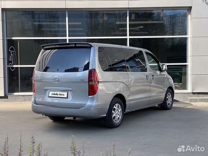 Hyundai Grand Starex 2.5 AT, 2011, 178 602 км