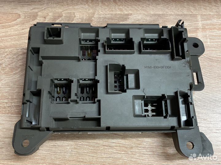 Блок предохранителей BMW 6931687