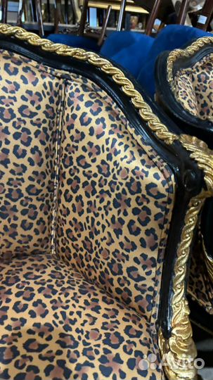 Кресло. Мебель в стиле Людовика. Антиквариат