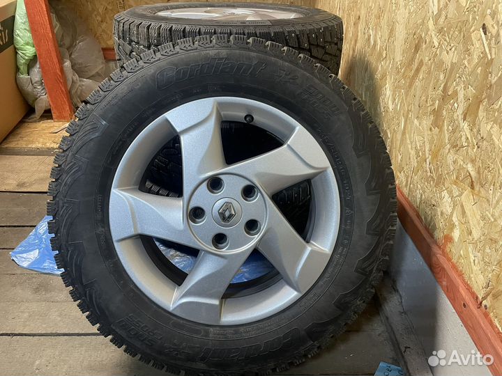 Зимние колеса 215 65 r16